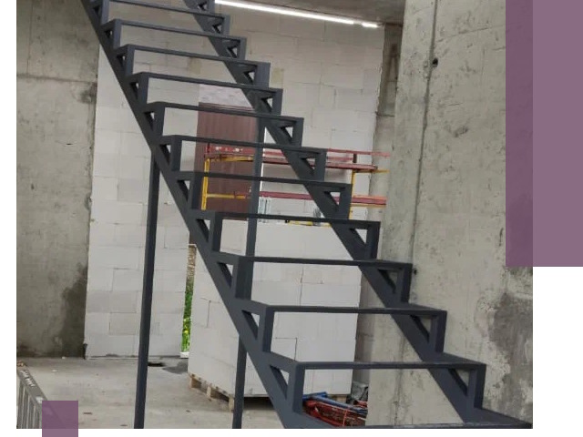 Демонтаж металлических лестниц в Приморско-Ахтарске быстро и безопасно