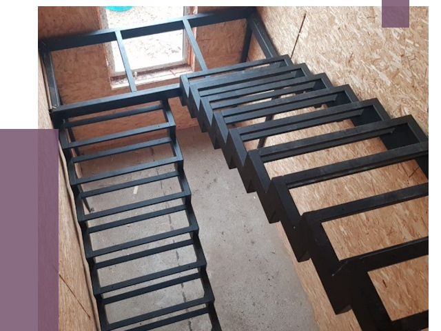 Демонтаж лестниц на металлокаркасе в Приморско-Ахтарске от 7299 руб. за м²