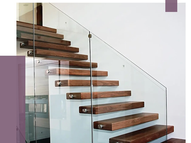 Стеклянные перила для лестницы в Приморско-Ахтарске от 14700 руб.