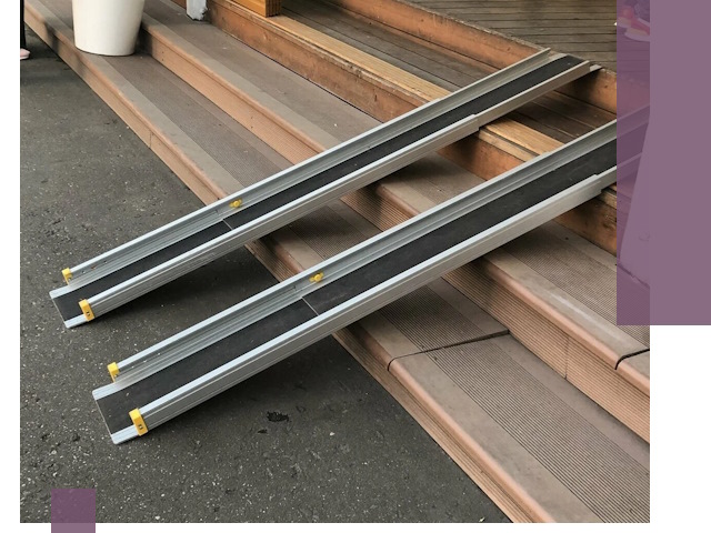 Телескопические пандусы под ключ в Приморско-Ахтарске — изготовление и монтаж