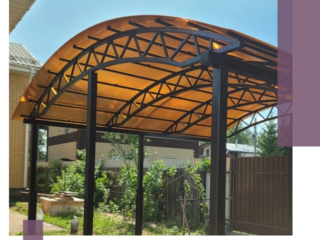 Изготовление навесов под ключ в Приморско-Ахтарске из качественных материалов