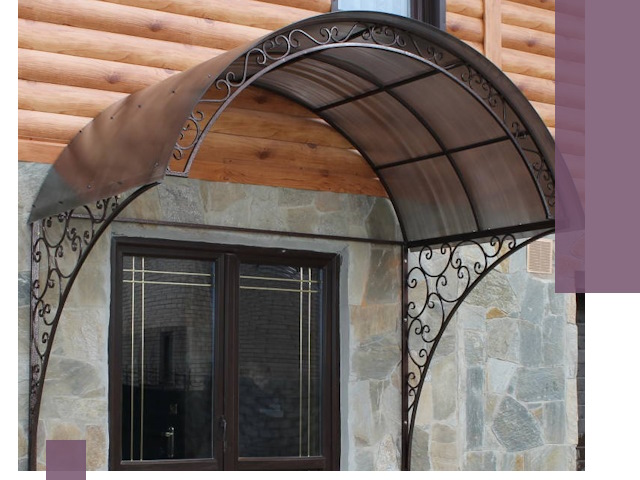 Арочные козырьки под ключ в Приморско-Ахтарске: изготовление и монтаж