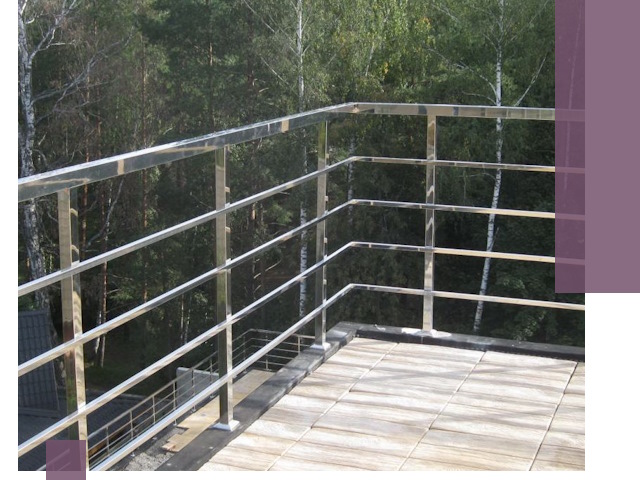 Парапеты из нержавеющей стали в Приморско-Ахтарске — изготовление и монтаж