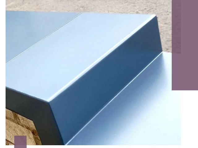 Крышки на парапет в Приморско-Ахтарске: изготовление и монтаж под ключ