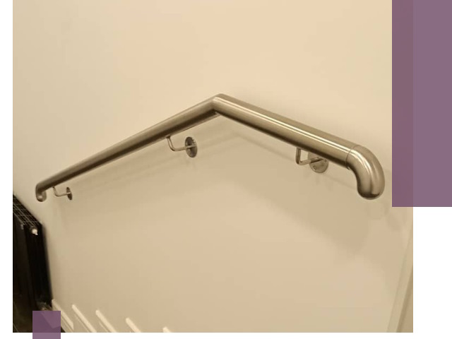 Изготовление пристенных поручней в Приморско-Ахтарске под ключ за сроки